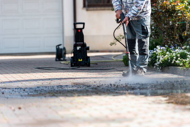 Why Choose Our Certified Pressure Washing Experts for Your Project Needs in Ionia, MI?