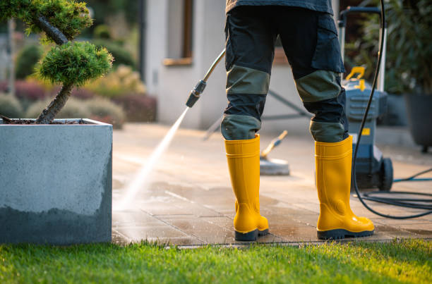 Why Choose Our Certified Pressure Washing Experts for Your Project Needs in Ionia, MI?